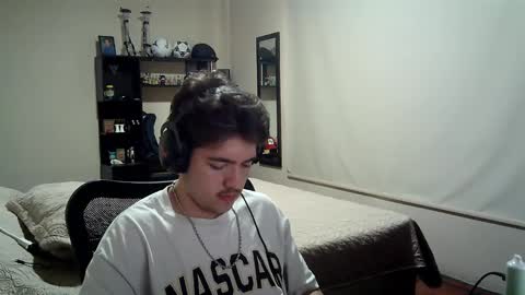 Josh online show from December 6, 9:40 pm