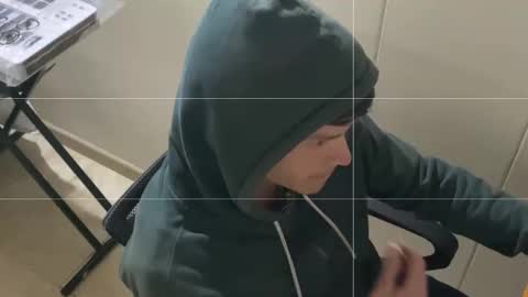 Nicolas online show from March 25, 10:33 am