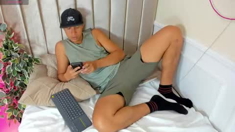 Joseeph online show from April 23, 2:52 am