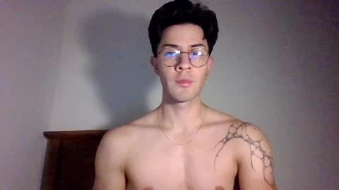 jotarojas1 online show from December 26, 4:10 am