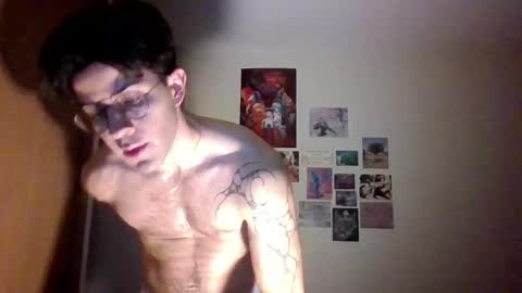 jotarojas1 online show from December 20, 3:36 am