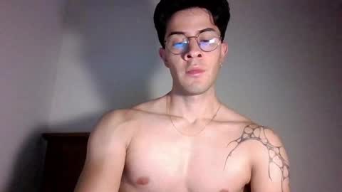 jotarojas1 online show from December 26, 7:13 am