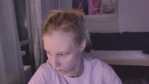 Snapshot of joy_keys chatting on February 25, 5:08 pm joy_keys online show from February 25, 5:08 pm