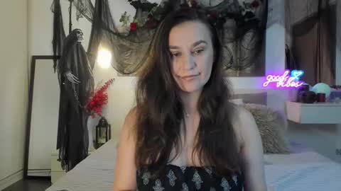 CassidyJoy online show from October 19, 4:00 pm