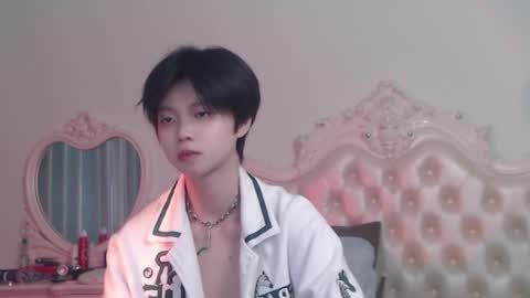joycekay online show from May 15, 10:34 am