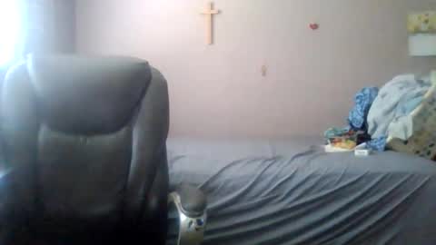 jpetz69257238 online show from June 8, 7:59 pm