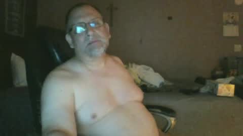 jpetz69257238 online show from June 19, 2:50 am