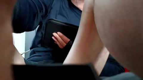 dLowfrk online show from December 2, 5:43 pm