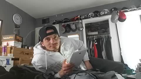 dLowfrk online show from March 11, 9:37 pm