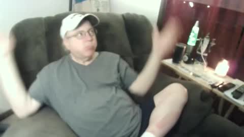 Snapshot of jpmel99 chatting on December 8, 2:46 am jpmel99 online show from December 8, 2:46 am