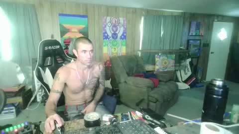 Snapshot of jrizzle1111 chatting on October 10, 1:39 pm jrizzle1111 online show from October 10, 1:39 pm