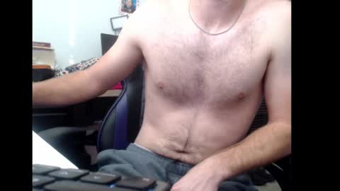 jrsmith005 online show from December 3, 3:06 pm