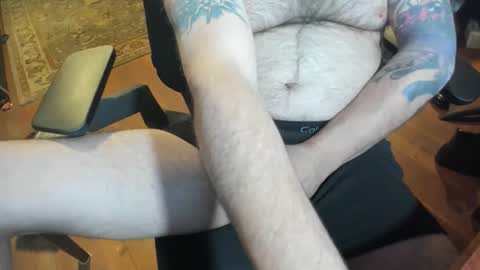 jsimon04 online show from April 2, 4:31 am