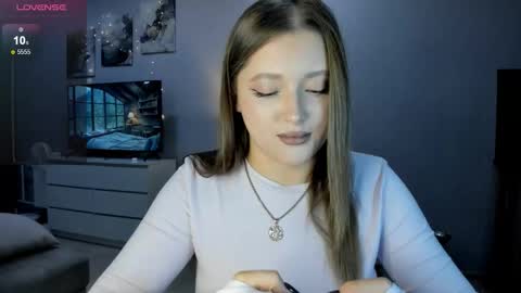 Julia and Julia online show from October 15, 7:37 pm