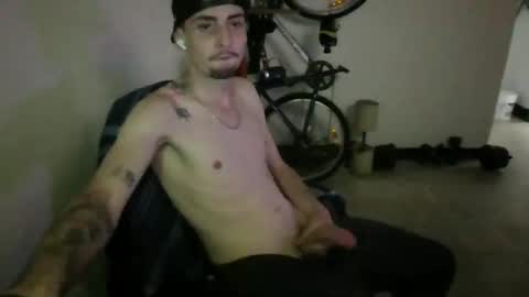 juan235665 online show from April 12, 10:36 pm