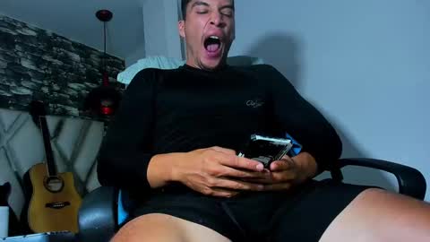 juan_jsmith online show from September 23, 11:55 pm