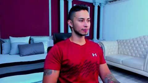 juan_muscle online show from December 1, 5:48 pm