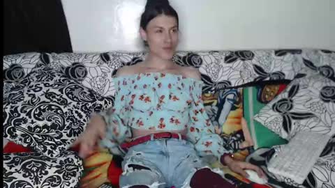 JUANA ALEJANDRA VELEZ online show from January 17, 5:32 am