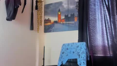 Juan Esteban online show from March 10, 2:26 pm