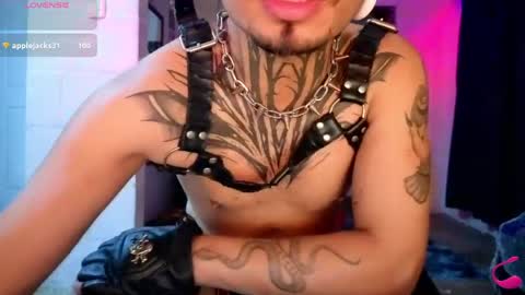 juancamilo66_ online show from May 23, 5:14 am