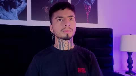 juancamilo66_ online show from February 21, 11:41 pm