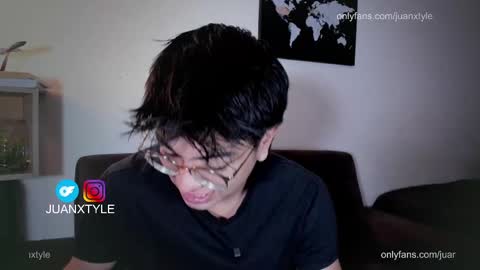 Snapshot of juancamroom chatting on September 25, 2:29 am . online show from September 25, 2:29 am