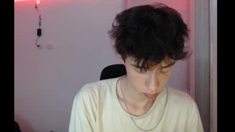 juanmres online show from November 19, 5:18 am