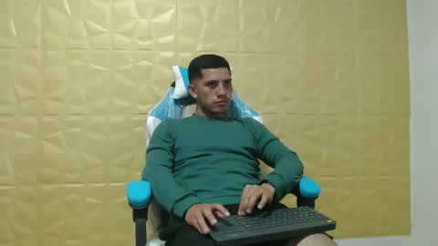 juanperez1999777 online show from September 16, 6:44 pm