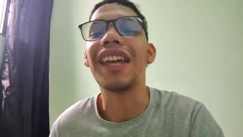 juansuarez204 online show from February 14, 5:36 pm