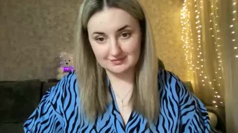 JudeValenti online show from December 17, 5:52 pm