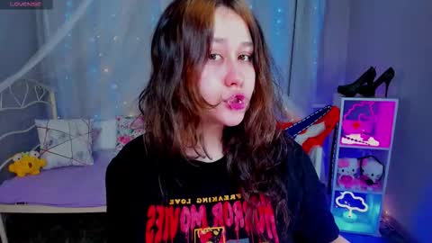 JudithSilvia online show from February 2, 8:21 am