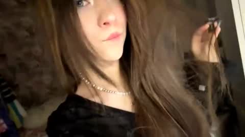 Mila online show from January 13, 3:09 pm