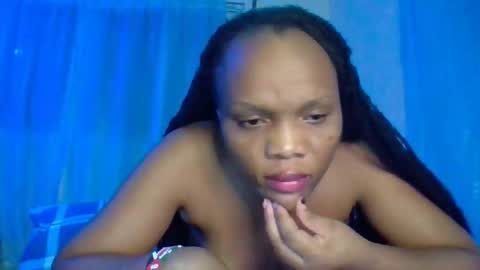 juice_petite3 online show from March 14, 9:41 pm