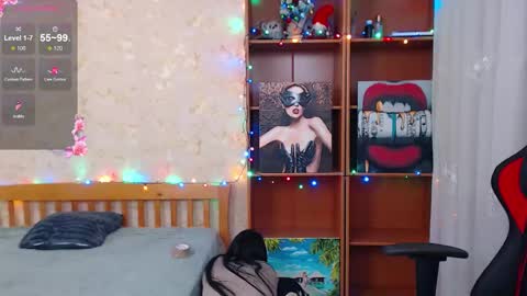 juicy_jesss online show from December 3, 8:31 pm