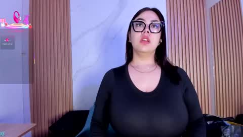 Juicy online show from September 18, 11:03 am