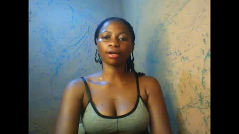 juicypiexx online show from November 27, 5:04 am