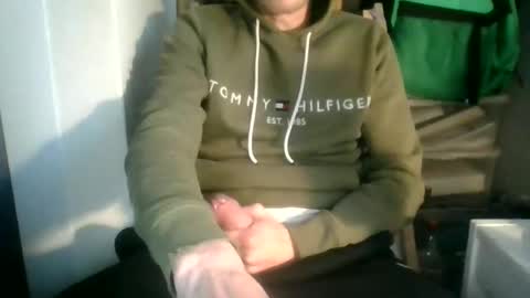 juju78juju online show from October 17, 6:06 am