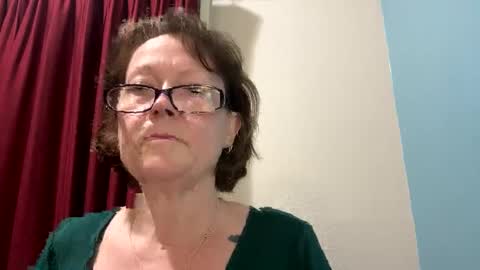 JuJuKitty online show from September 27, 5:05 am