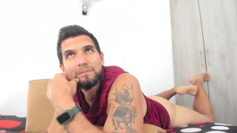 juleslake2 online show from December 20, 9:55 pm