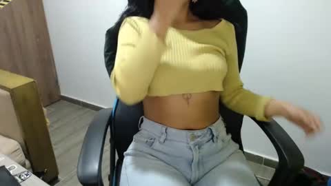 Snapshot of juli_love11 chatting on December 29, 11:08 pm JULIETA online show from December 29, 11:08 pm
