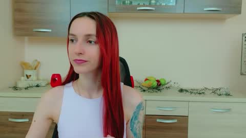 JuliaJae online show from April 26, 6:11 am