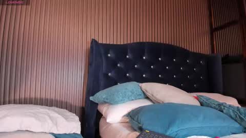 Julia online show from October 26, 11:37 pm