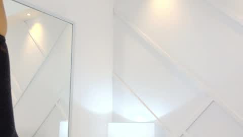 juliabadlee online show from June 4, 12:27 am