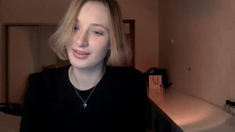 Kate online show from February 28, 4:11 pm