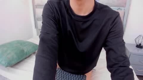 julian_steward online show from December 22, 7:42 pm