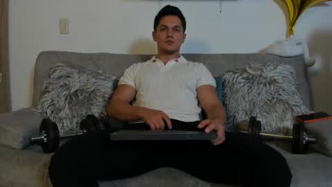 Snapshot of julian_wallace chatting on September 27, 6:27 pm julian_wallace online show from September 27, 6:27 pm