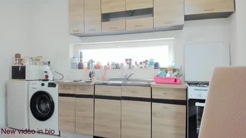 juliana35 online show from February 13, 8:48 am