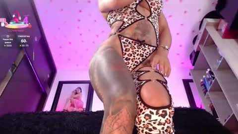 juliane_swee1 online show from February 4, 12:36 am