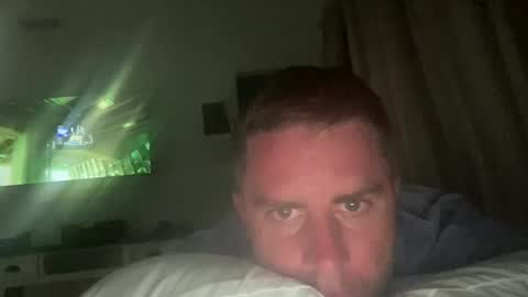 juliangregory9009 online show from June 7, 2:06 am