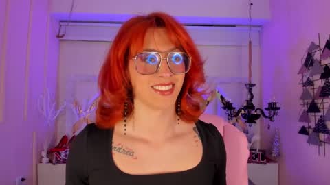 Juliana online show from December 4, 11:46 am